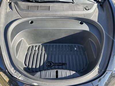 2022 Tesla Model 3 Standard Range   - Photo 13 - Los Angeles, CA 90017