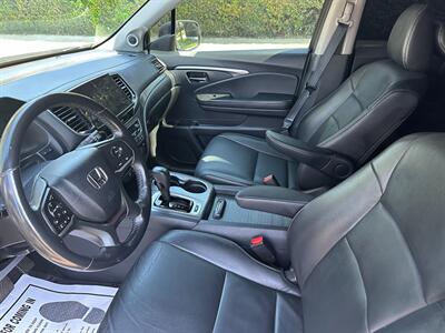 2020 Honda Pilot EX-L   - Photo 11 - Los Angeles, CA 90017