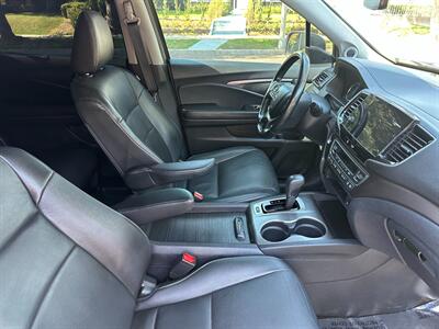 2020 Honda Pilot EX-L   - Photo 12 - Los Angeles, CA 90017