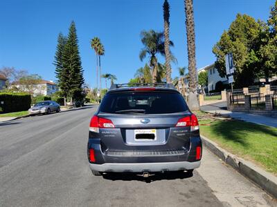 2010 Subaru Outback 3.6R Limited   - Photo 4 - Los Angeles, CA 90017
