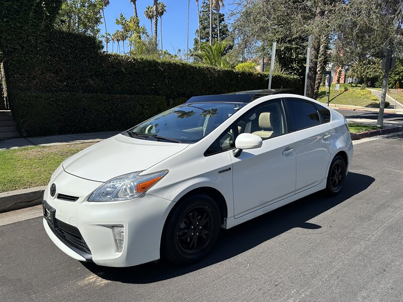 2012 Toyota Prius Four   - Photo 1 - Los Angeles, CA 90017