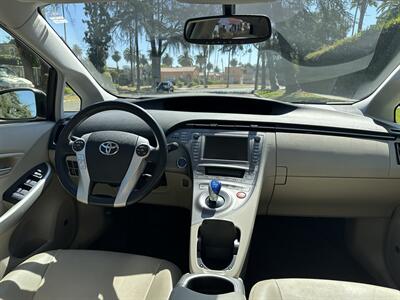2012 Toyota Prius Four   - Photo 10 - Los Angeles, CA 90017