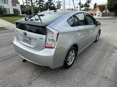 2010 Toyota Prius IV   - Photo 5 - Los Angeles, CA 90017