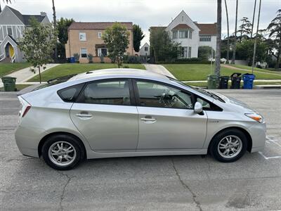 2010 Toyota Prius IV   - Photo 6 - Los Angeles, CA 90017
