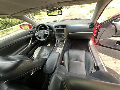 2011 Lexus IS 250C   - Photo 12 - Los Angeles, CA 90017
