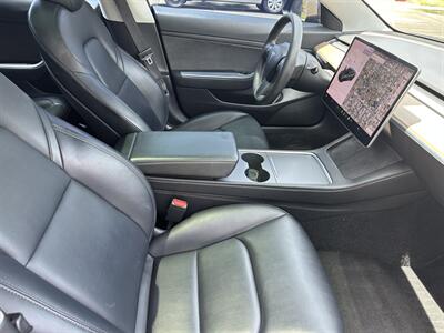 2021 Tesla Model 3 Standard Range Plus   - Photo 12 - Los Angeles, CA 90017