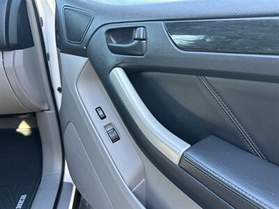 2007 Toyota 4Runner Limited   - Photo 15 - Los Angeles, CA 90017