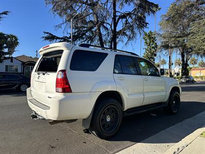 2007 Toyota 4Runner Limited   - Photo 5 - Los Angeles, CA 90017