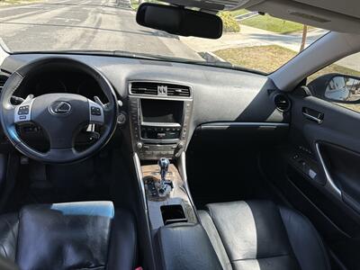 2012 Lexus IS 250C   - Photo 13 - Los Angeles, CA 90017