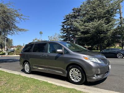 2017 Toyota Sienna XLE 8-Passenger   - Photo 7 - Los Angeles, CA 90017
