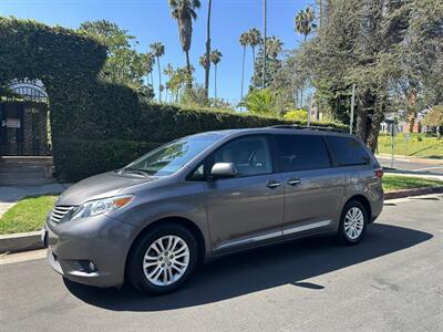2017 Toyota Sienna XLE 8-Passenger   - Photo 1 - Los Angeles, CA 90017