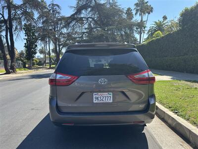 2017 Toyota Sienna XLE 8-Passenger   - Photo 4 - Los Angeles, CA 90017
