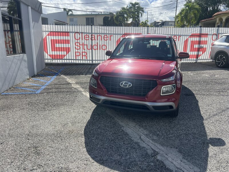 2025 Hyundai VENUE SE  