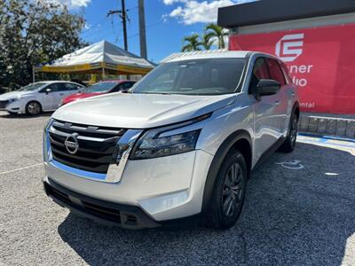 2023 Nissan Pathfinder S SUV