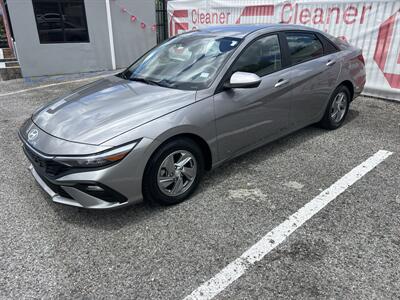 2024 Hyundai ELANTRA SE Sedan