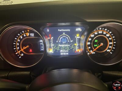 2023 Jeep Gladiator Sport   - Photo 10 - Muskego, WI 53150