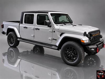 2023 Jeep Gladiator Sport   - Photo 5 - Muskego, WI 53150