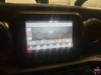 2022 Jeep Wrangler Unlimited Sport   - Photo 12 - Muskego, WI 53150