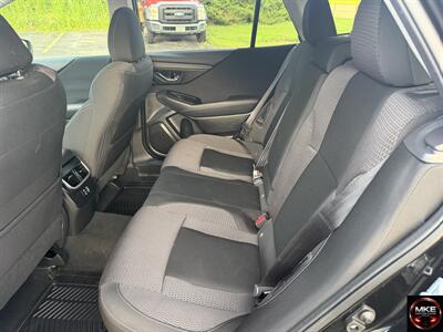 2023 Subaru Outback Premium   - Photo 10 - Muskego, WI 53150