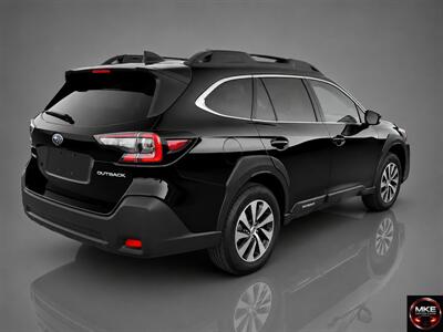 2023 Subaru Outback Premium   - Photo 7 - Muskego, WI 53150