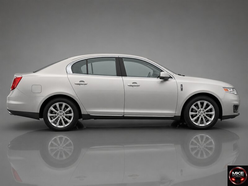 2009 Lincoln MKS  