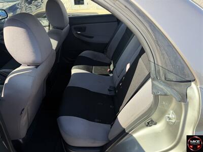 2006 Subaru Impreza 2.5 i - Photo 8 - Muskego, WI 53150