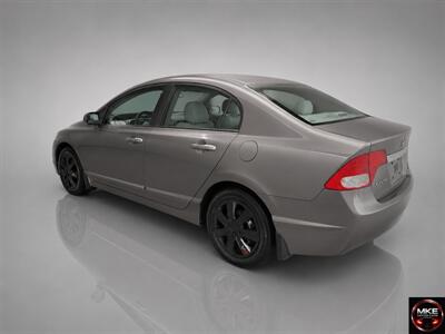 2011 Honda Civic LX   - Photo 7 - Muskego, WI 53150