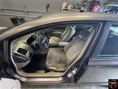 2011 Honda Civic LX   - Photo 11 - Muskego, WI 53150