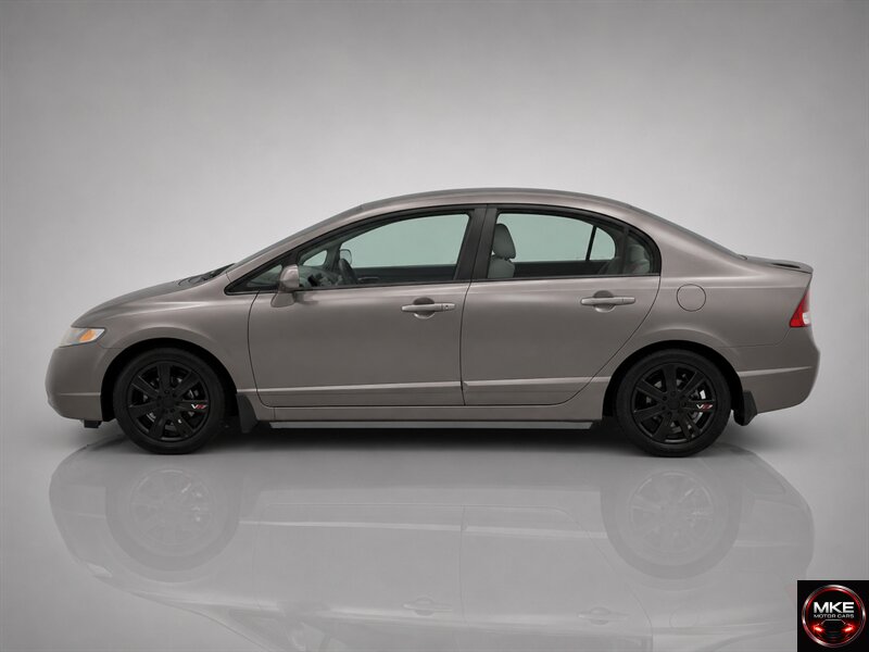 2011 Honda Civic LX   - Photo 1 - Muskego, WI 53150