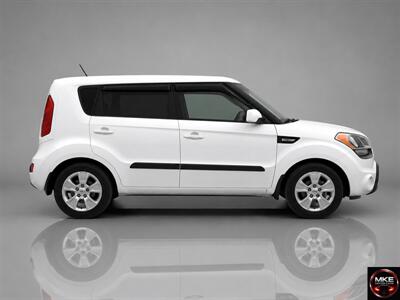 2012 Kia Soul   - Photo 2 - Muskego, WI 53150
