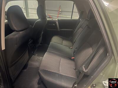 2021 Toyota 4Runner Trail Edition   - Photo 10 - Muskego, WI 53150