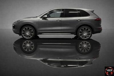 2016 Porsche Cayenne Turbo   - Photo 1 - Muskego, WI 53150