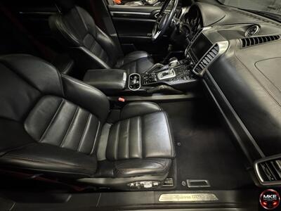 2016 Porsche Cayenne Turbo   - Photo 19 - Muskego, WI 53150
