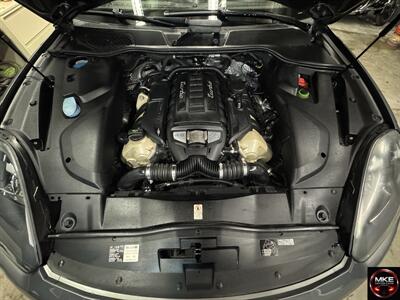 2016 Porsche Cayenne Turbo   - Photo 10 - Muskego, WI 53150