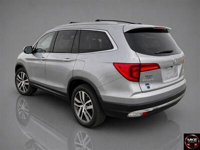 2016 Honda Pilot Touring   - Photo 6 - Muskego, WI 53150