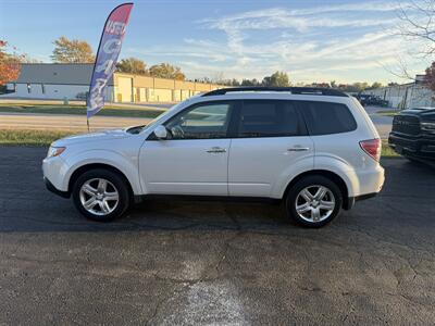 2010 Subaru Forester 2.5X Premium - Photo 4 - Muskego, WI 53150
