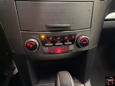 2011 Subaru Outback 2.5i Premium - Photo 15 - Muskego, WI 53150