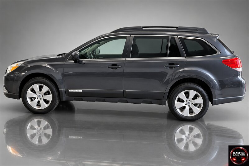 2011 Subaru Outback 2.5i Premium   - Photo 1 - Muskego, WI 53150