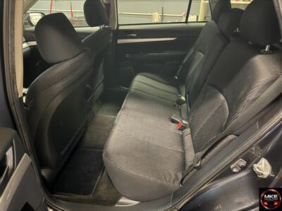 2011 Subaru Outback 2.5i Premium - Photo 10 - Muskego, WI 53150