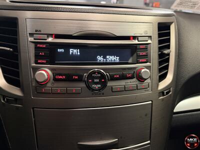 2011 Subaru Outback 2.5i Premium - Photo 14 - Muskego, WI 53150