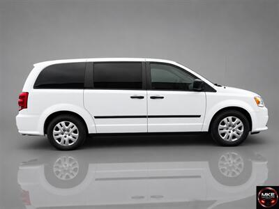 2015 Dodge Grand Caravan American Value Package - Photo 5 - Muskego, WI 53150