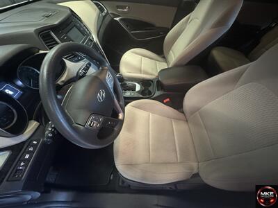 2018 Hyundai SANTA FE Sport 2.4L - Photo 10 - Muskego, WI 53150