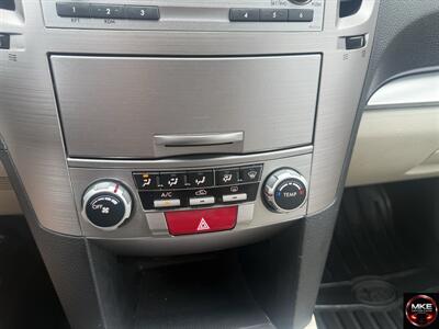 2012 Subaru Outback 2.5i Premium - Photo 14 - Muskego, WI 53150
