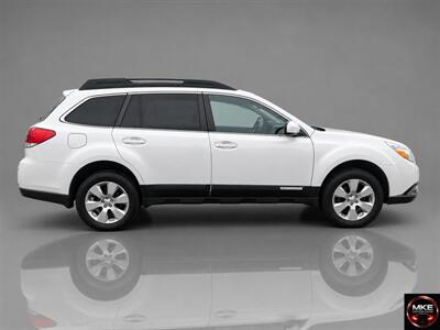 2012 Subaru Outback 2.5i Premium - Photo 5 - Muskego, WI 53150