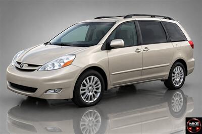2007 Toyota Sienna XLE 7-Passenger   - Photo 2 - Muskego, WI 53150