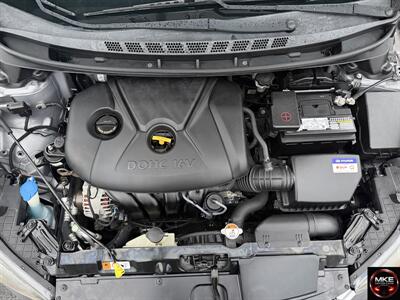 2013 Hyundai ELANTRA GLS   - Photo 14 - Muskego, WI 53150