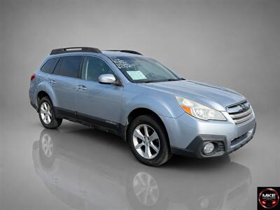 2013 Subaru Outback 2.5i Premium   - Photo 2 - Muskego, WI 53150