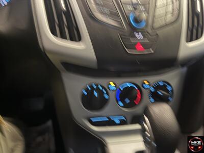 2012 Ford Focus SE - Photo 13 - Muskego, WI 53150