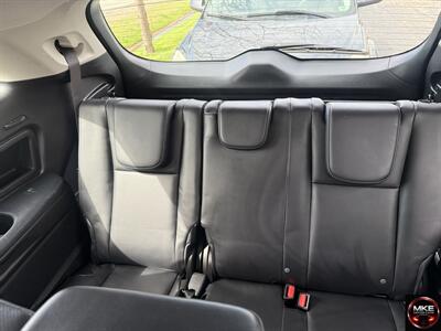 2019 Subaru Ascent Limited 8-Passenger   - Photo 11 - Muskego, WI 53150