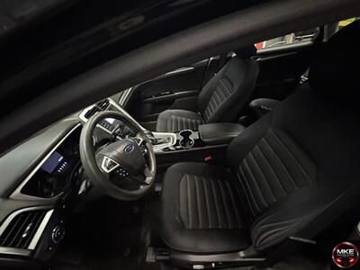 2015 Ford Fusion SE   - Photo 11 - Muskego, WI 53150
